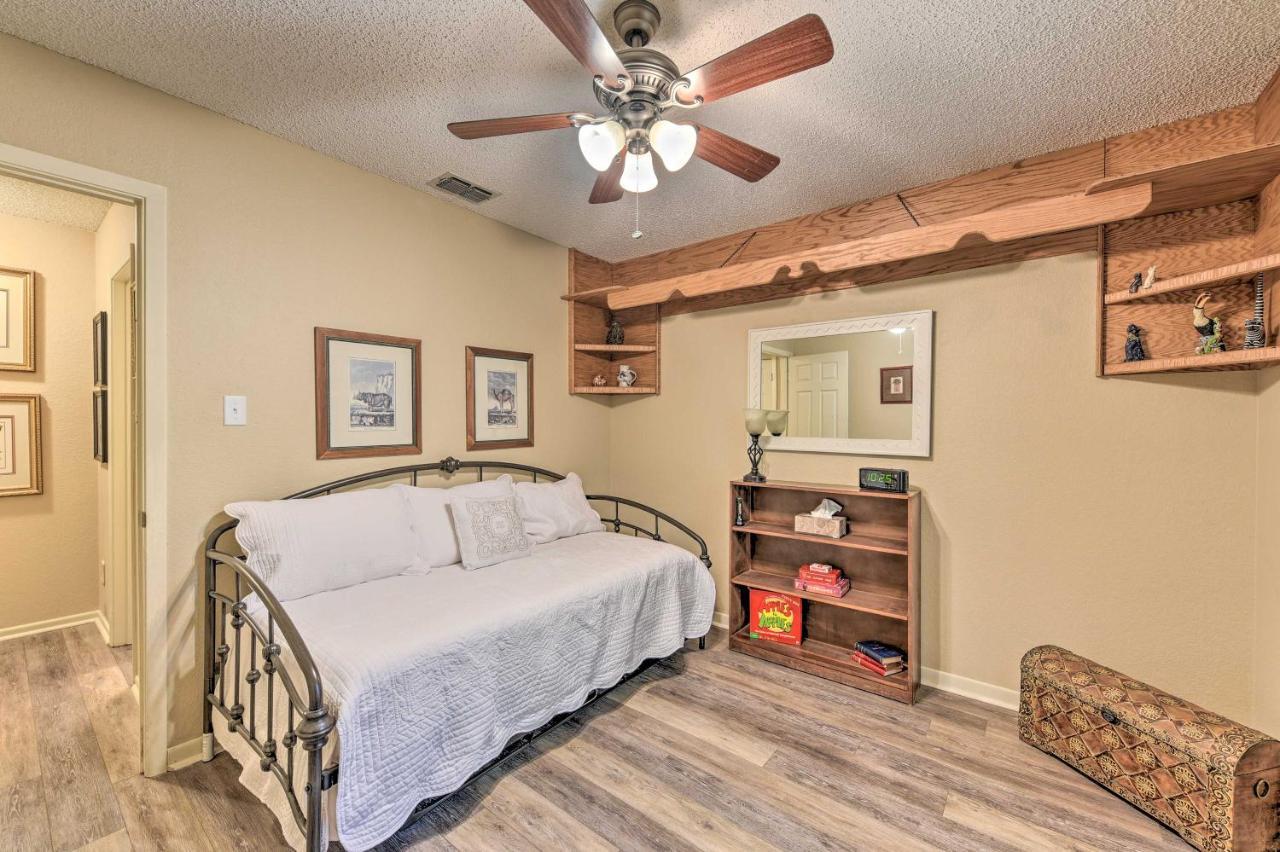 Abilene Home With Bbq And Pvt Yard, 1 Mi To Acu! エクステリア 写真